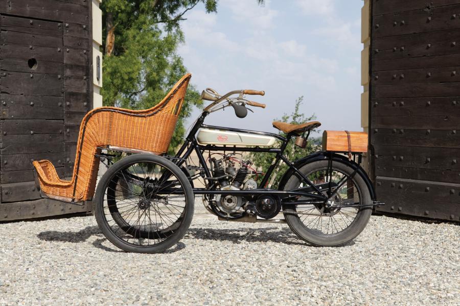  Fongri-NSU V-Twin Tricycle 1919 года  (фото 6 из 6)